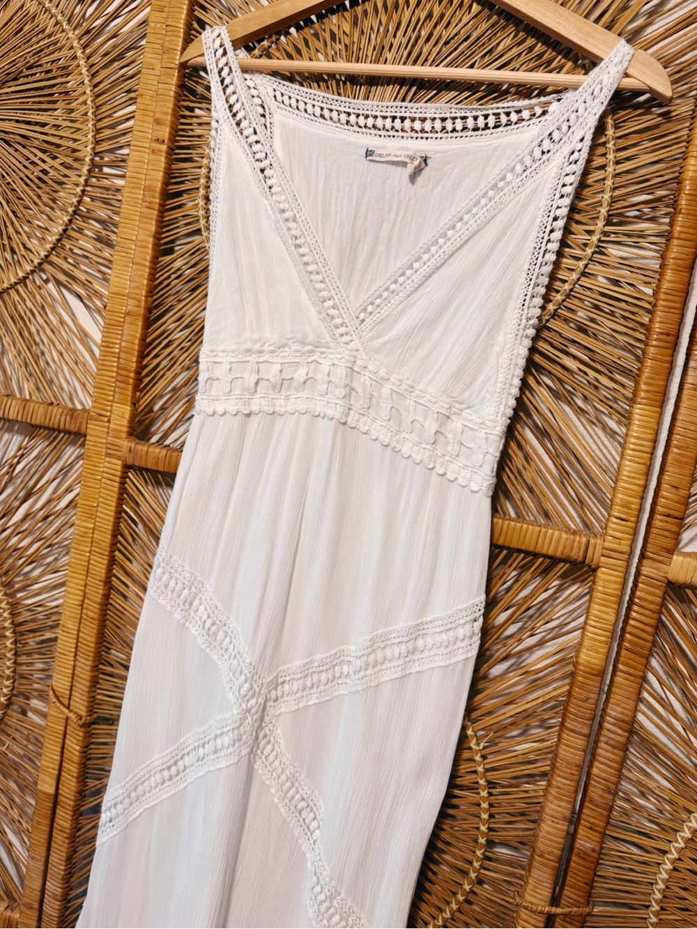 Chelsea & Violet White Maxi Dress | SZ M - Picture 4 of 9